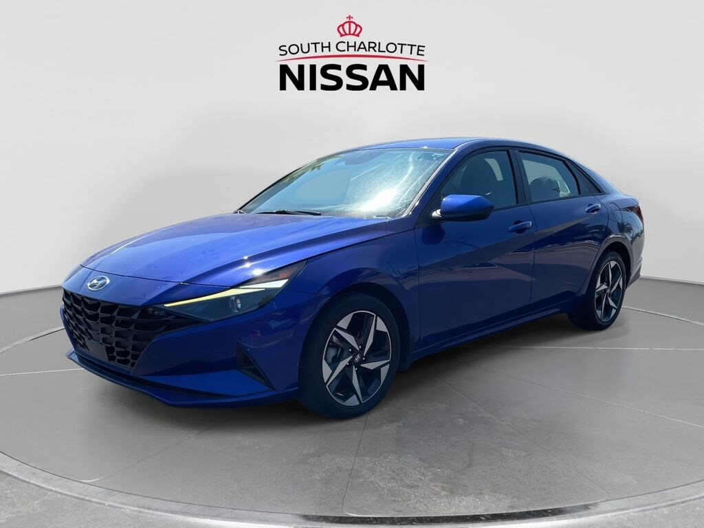 Used 2023 Hyundai Elantra SEL Sedan