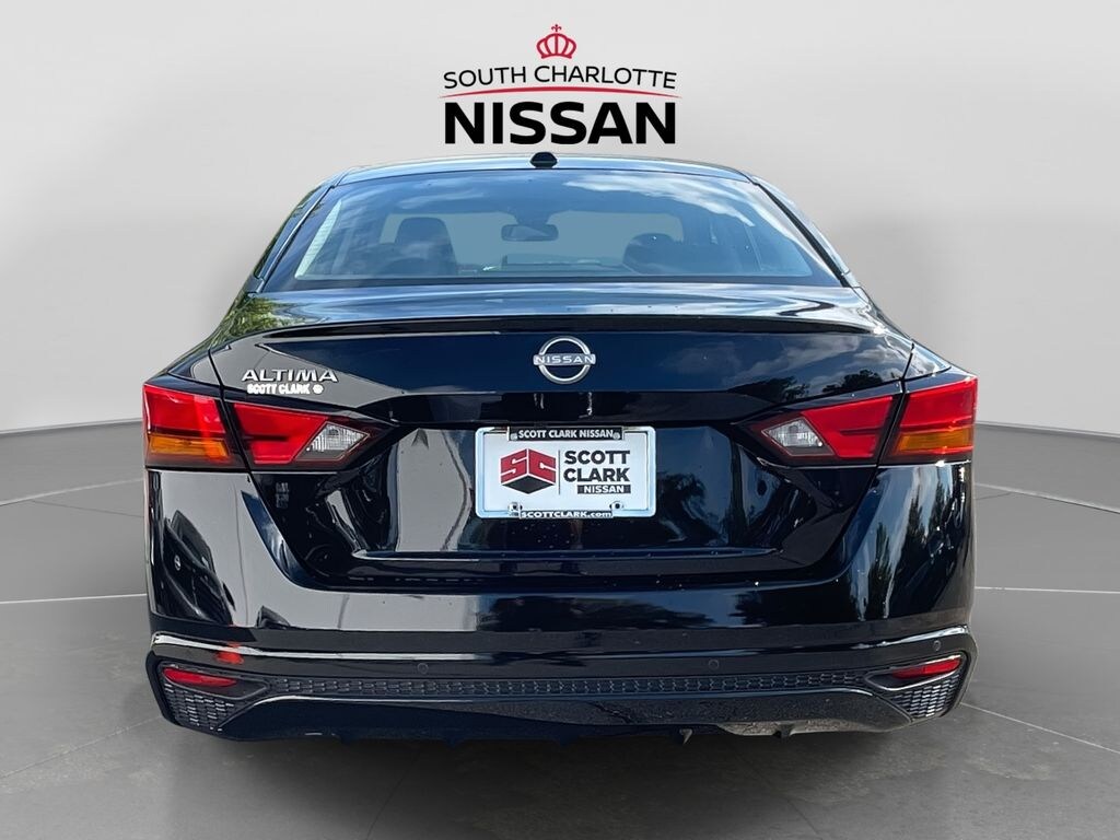Used 2025 Nissan Altima 2.5 SV Sedan