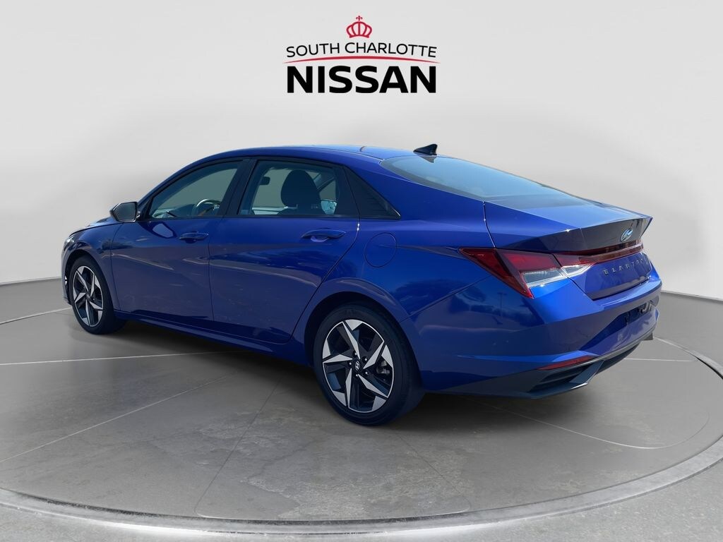 Used 2023 Hyundai Elantra SEL Sedan