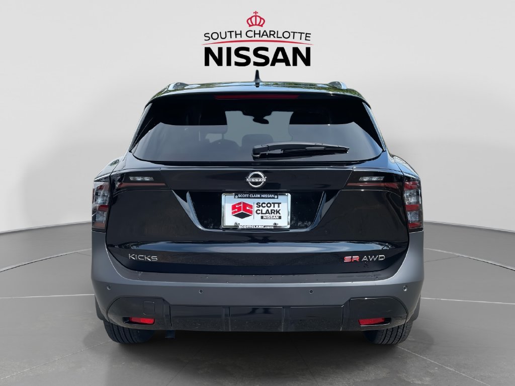 Used 2025 Nissan Kicks SR SUV