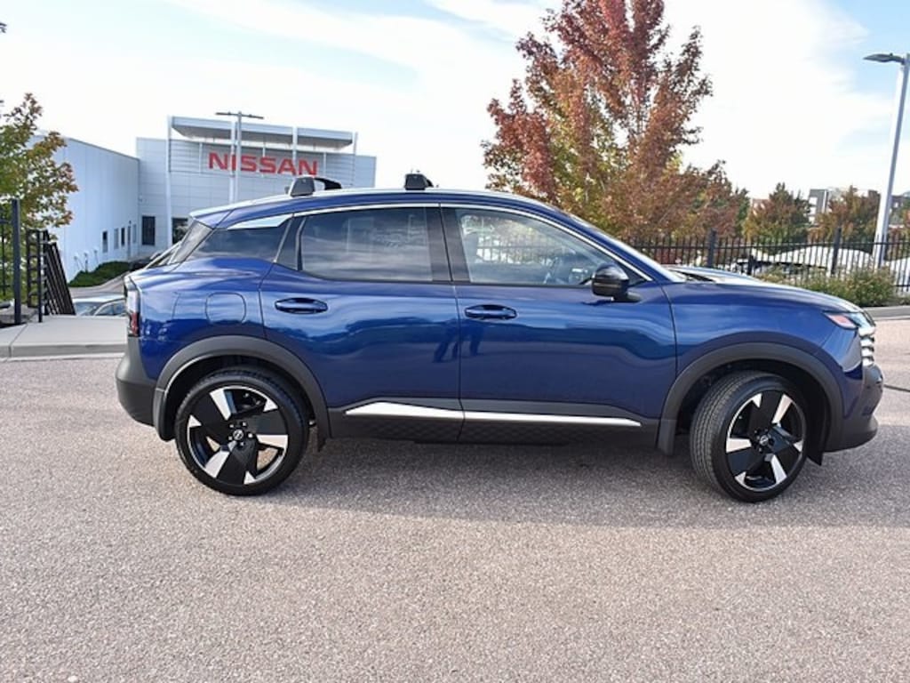 New 2026 Nissan Kicks SR SUV