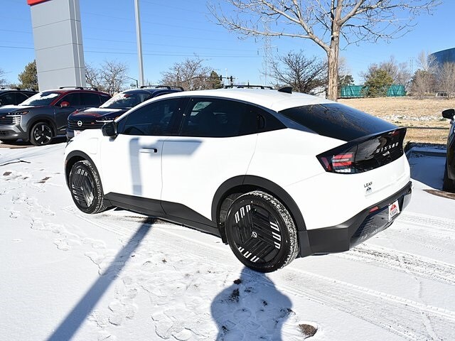 2026 Nissan Leaf S photo 4