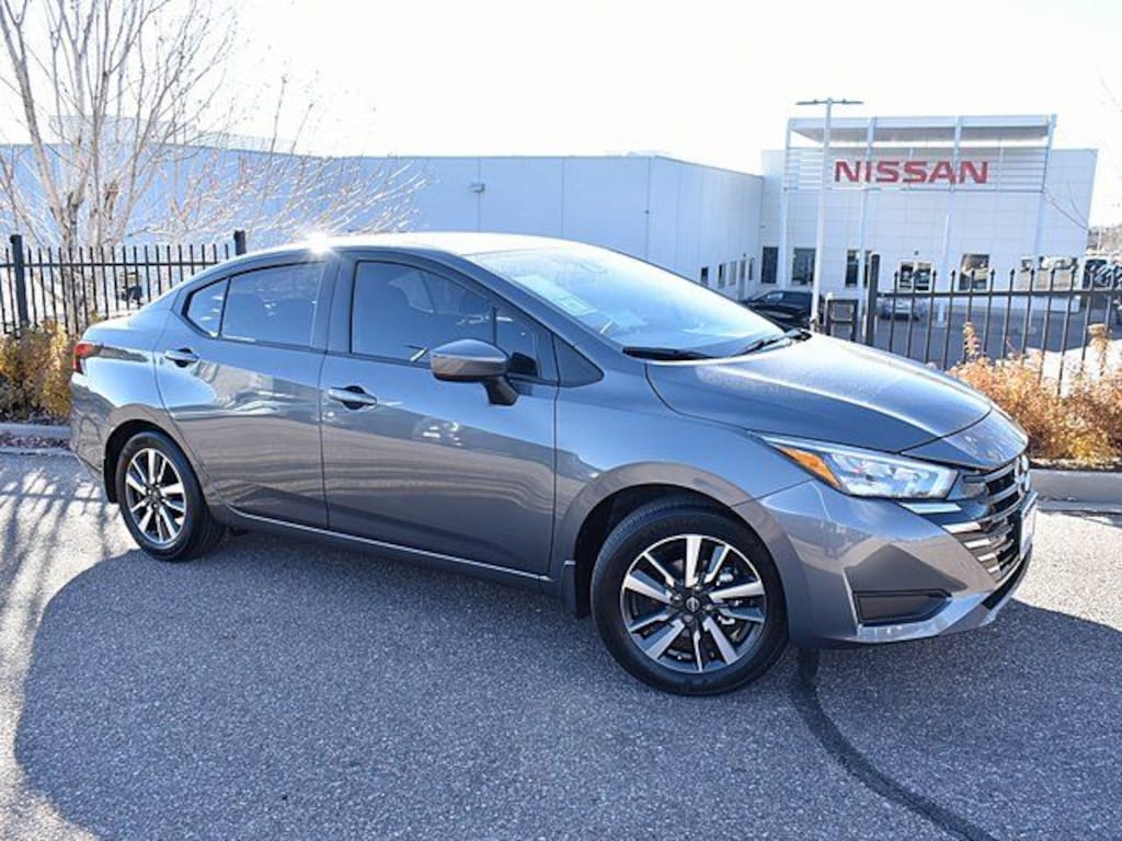 New 2025 Nissan Versa 1.6 SV Sedan