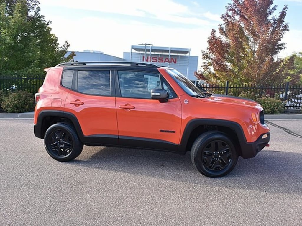 Used 2018 Jeep Renegade Trailhawk 4x4 SUV