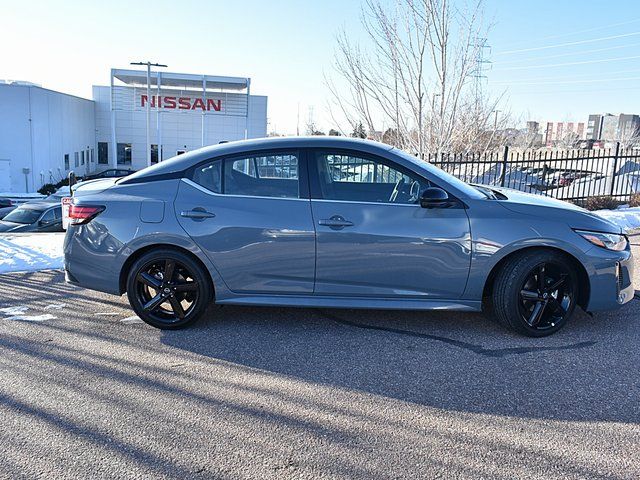 2025 Nissan Sentra SR - Photo 2