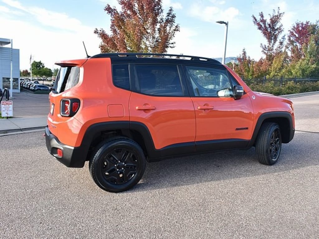 Used 2018 Jeep Renegade Trailhawk 4x4 SUV