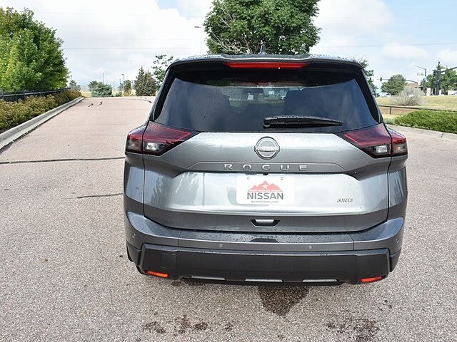 2026 Nissan Rogue S photo 4
