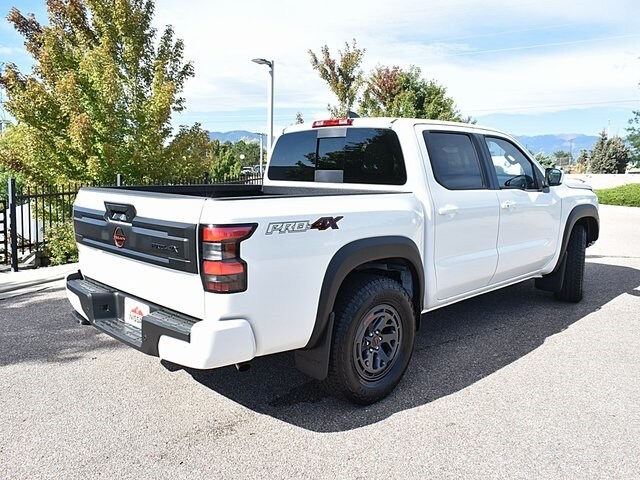 2025 Nissan Frontier PRO-4X photo 3
