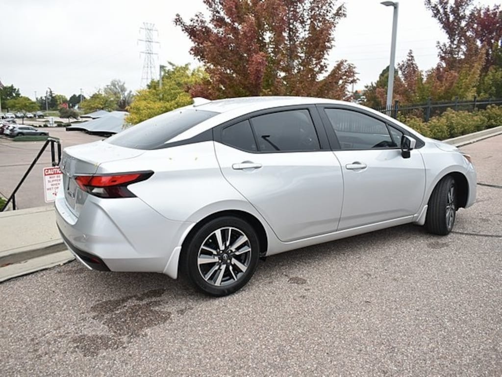 New 2025 Nissan Versa 1.6 SV Sedan