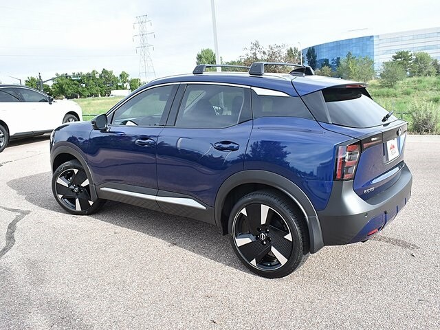 2026 Nissan Kicks SR photo 4