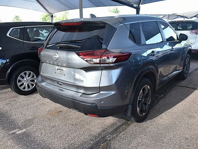 2024 Nissan Rogue SV photo 4