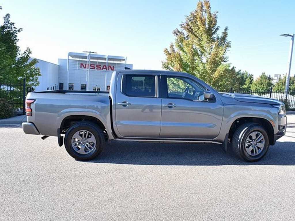 New 2026 Nissan Frontier SV Truck Crew Cab