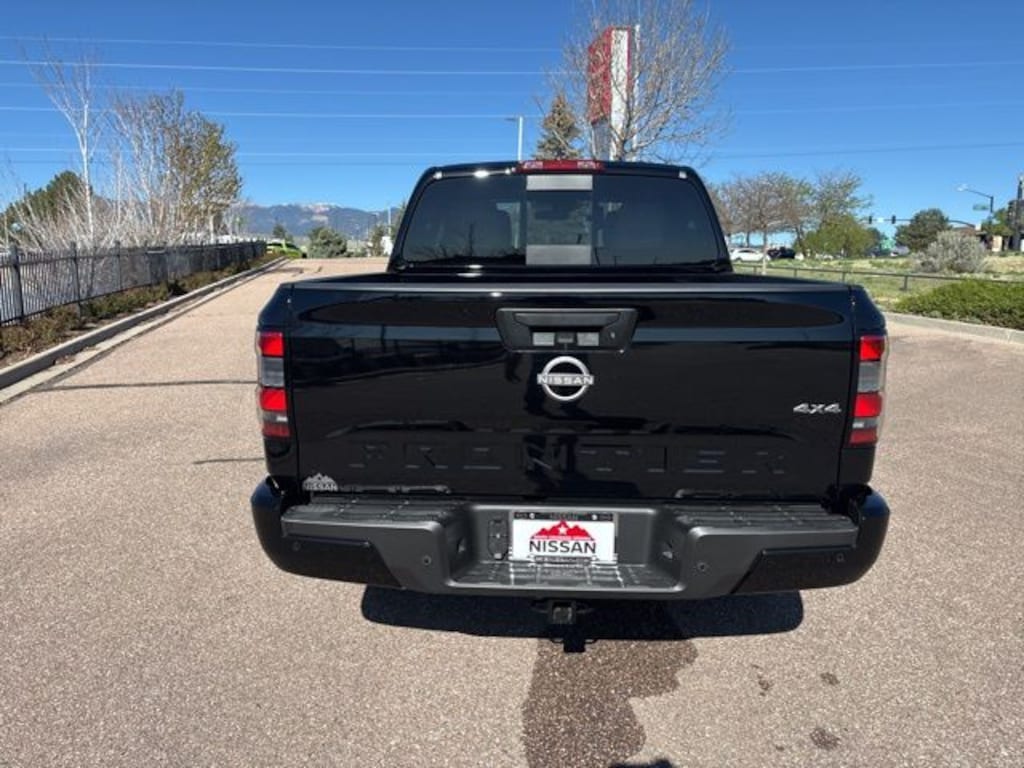New 2026 Nissan Frontier SV Truck Crew Cab