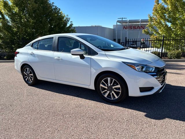2023 Nissan Versa 1.6 SV Sedan