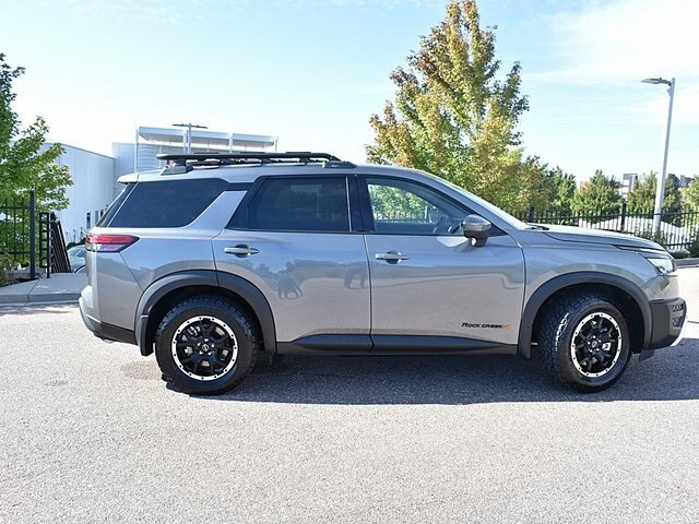 2025 Nissan Pathfinder Rock Creek photo 2