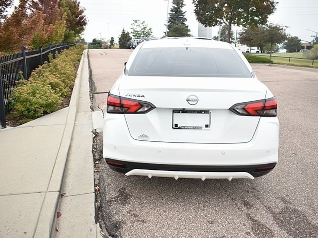New 2025 Nissan Versa 1.6 SV Sedan