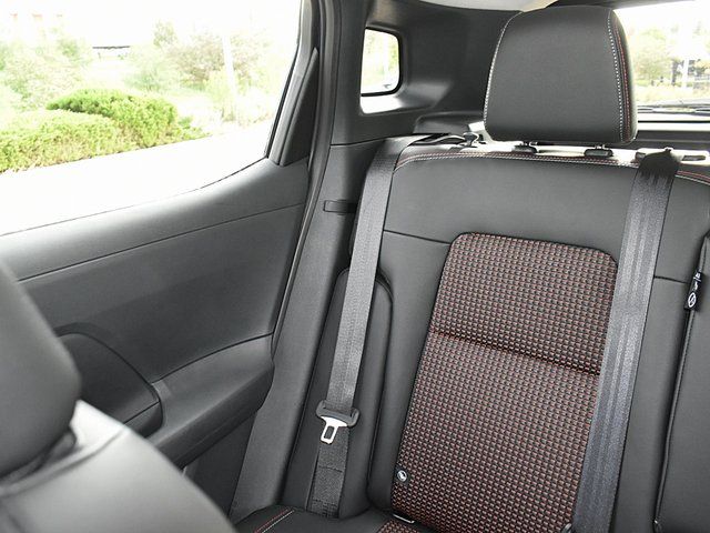 2026 Nissan KICKS SR AWD - Photo 12