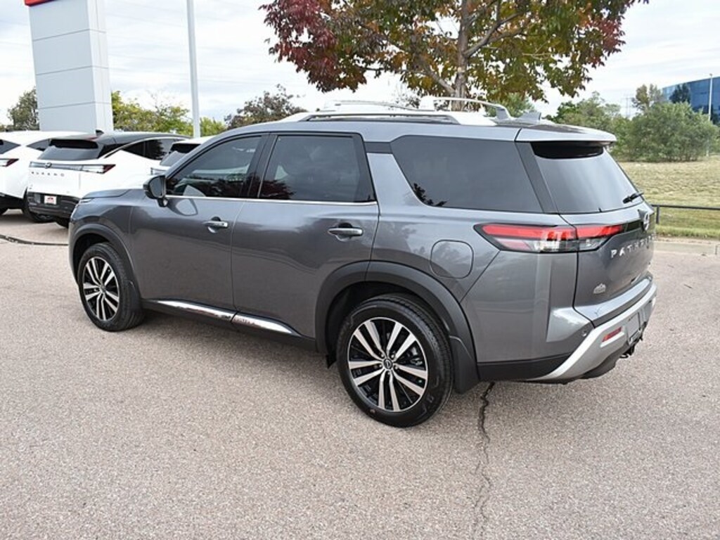 New 2025 Nissan Pathfinder Platinum SUV