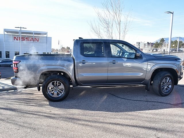 2025 Nissan Frontier SV photo 2