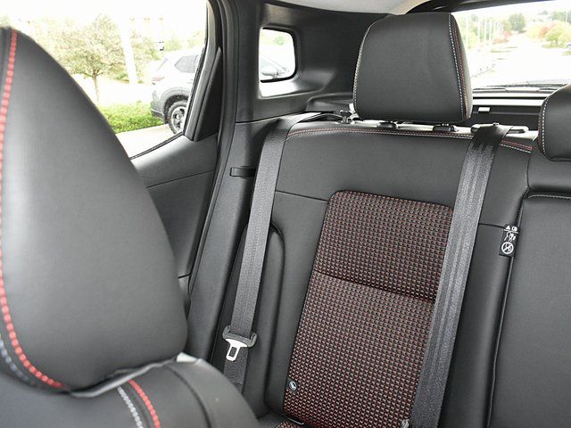 2026 Nissan KICKS SR AWD - Photo 12