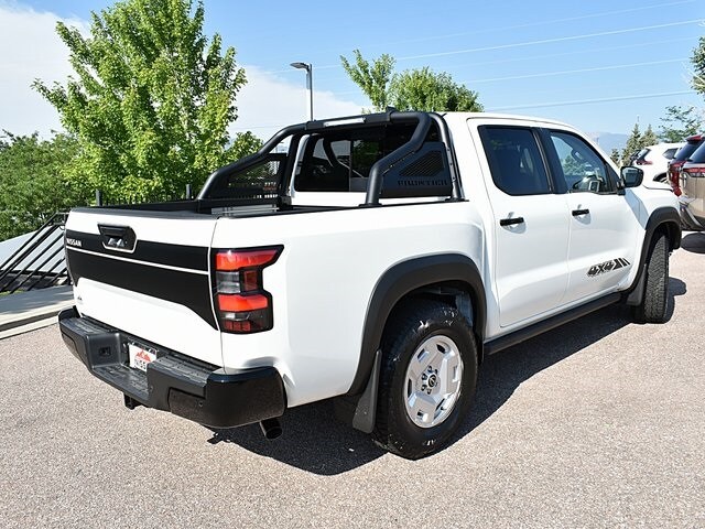 2024 Nissan Frontier SV Hardbody Edition photo 3