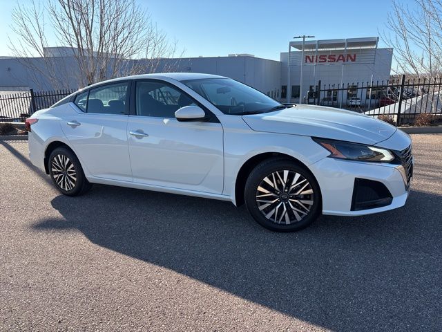 2023 Nissan Altima SV