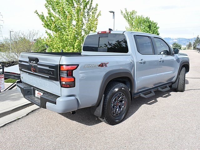 2025 Nissan Frontier PRO-4X photo 3
