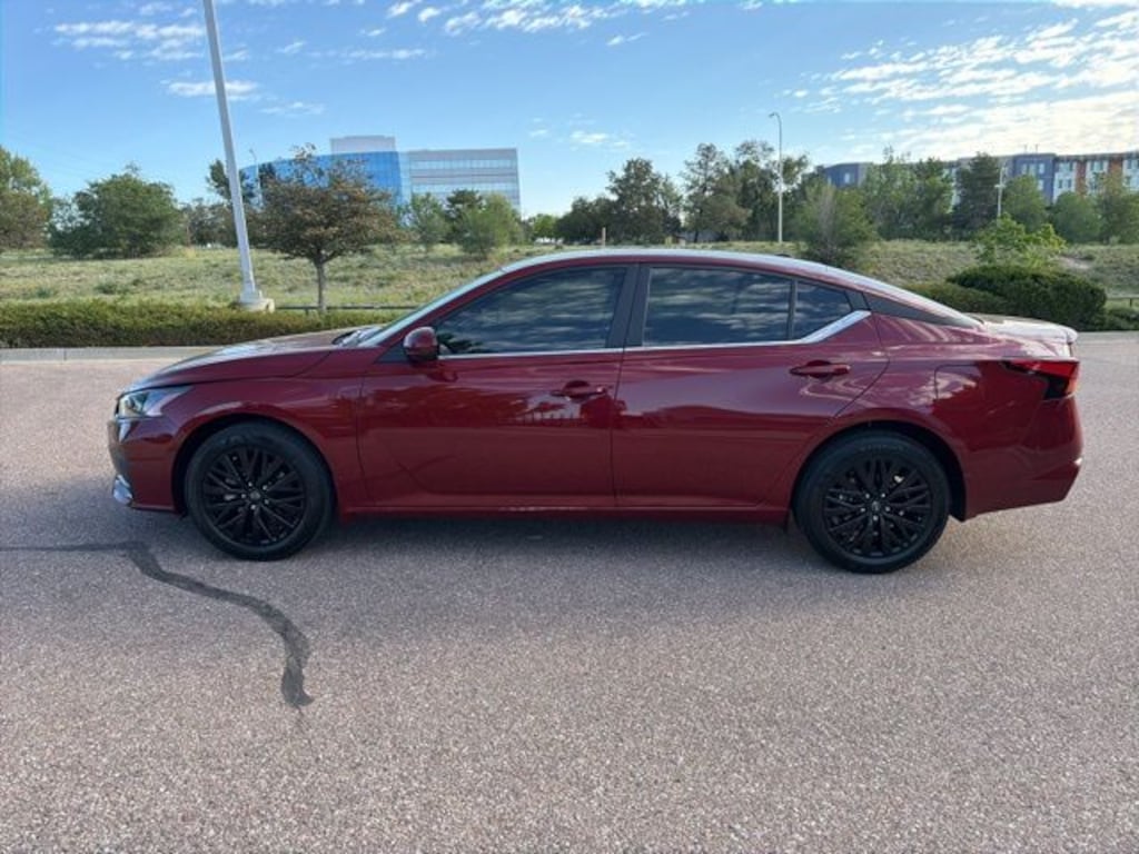 New 2026 Nissan Altima SV Sedan