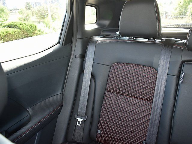 2025 Nissan Kicks SR AWD - Photo 12