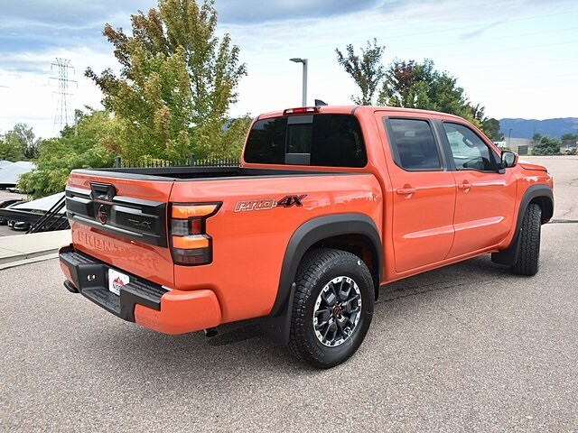 2025 Nissan Frontier PRO-4X photo 3