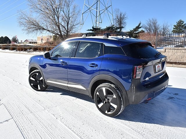 2026 Nissan Kicks SR photo 4