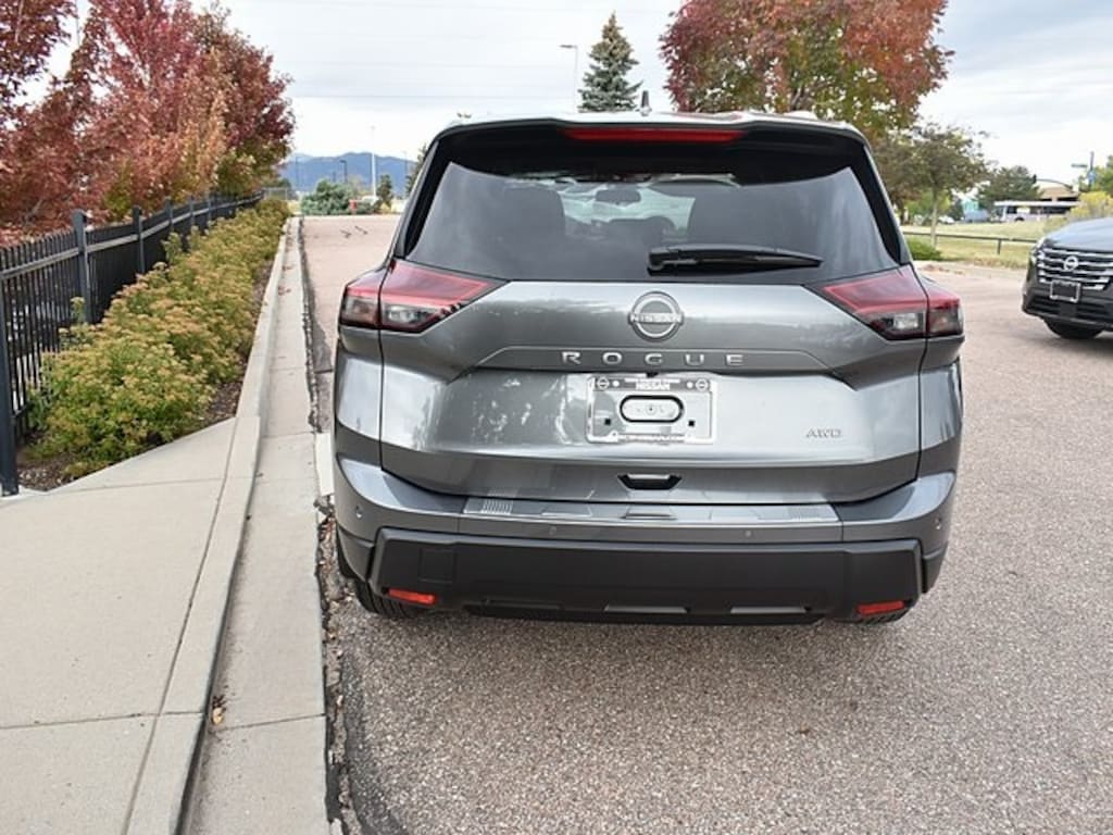 New 2026 Nissan Rogue SV SUV