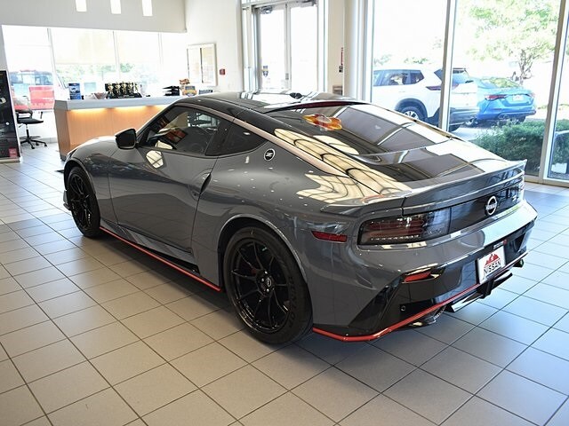 2024 Nissan Z Nismo photo 4