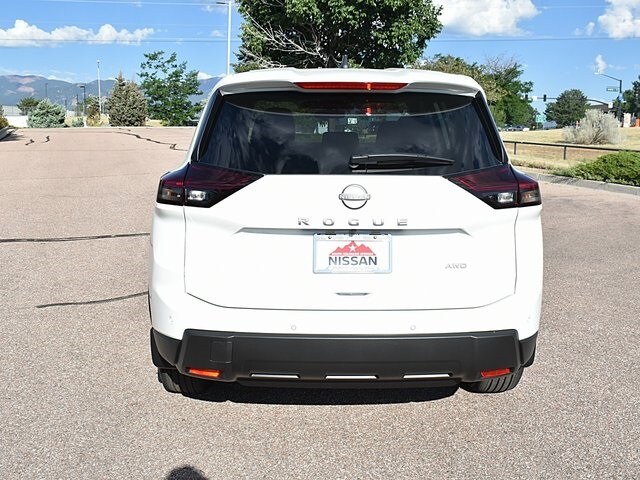 2026 Nissan Rogue S photo 4