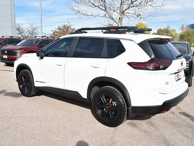 2026 Nissan Rogue SV photo 4