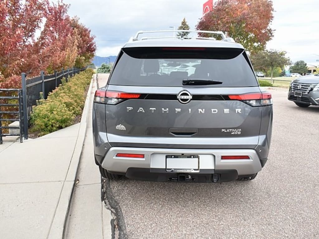 New 2025 Nissan Pathfinder Platinum SUV