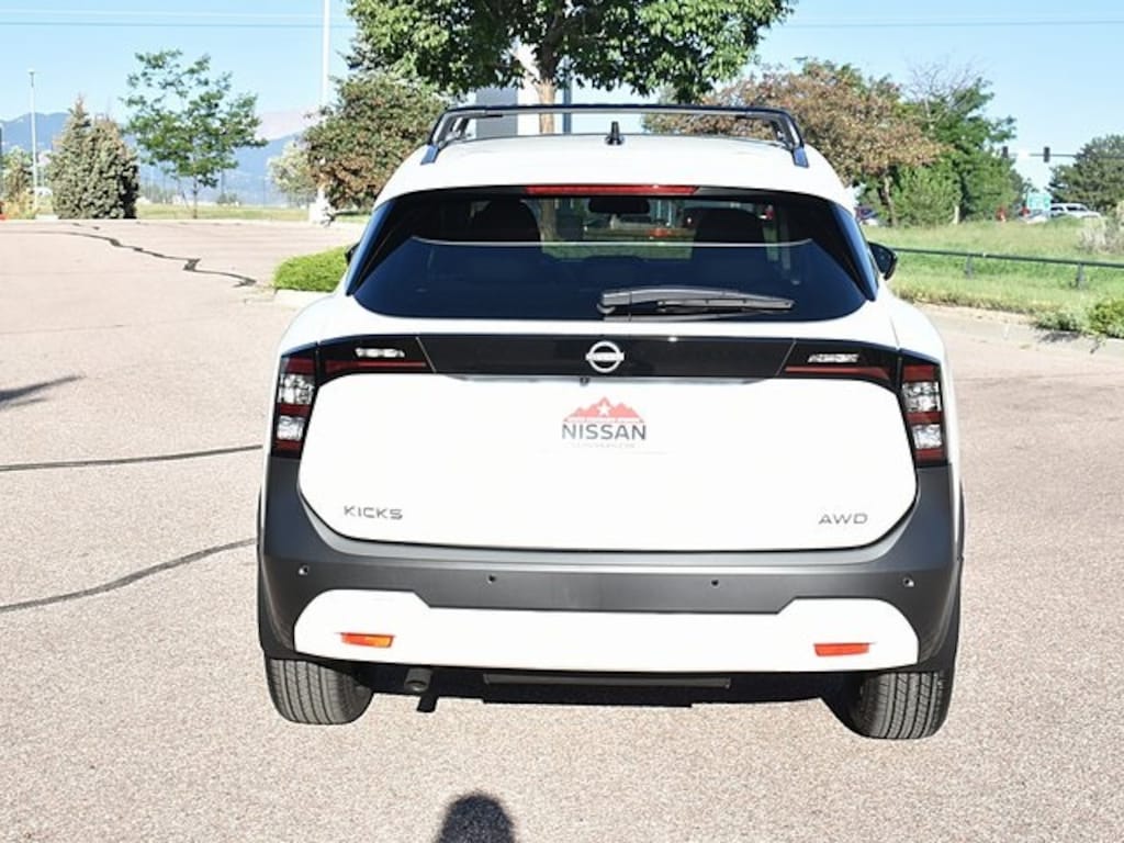 New 2026 Nissan Kicks SV SUV