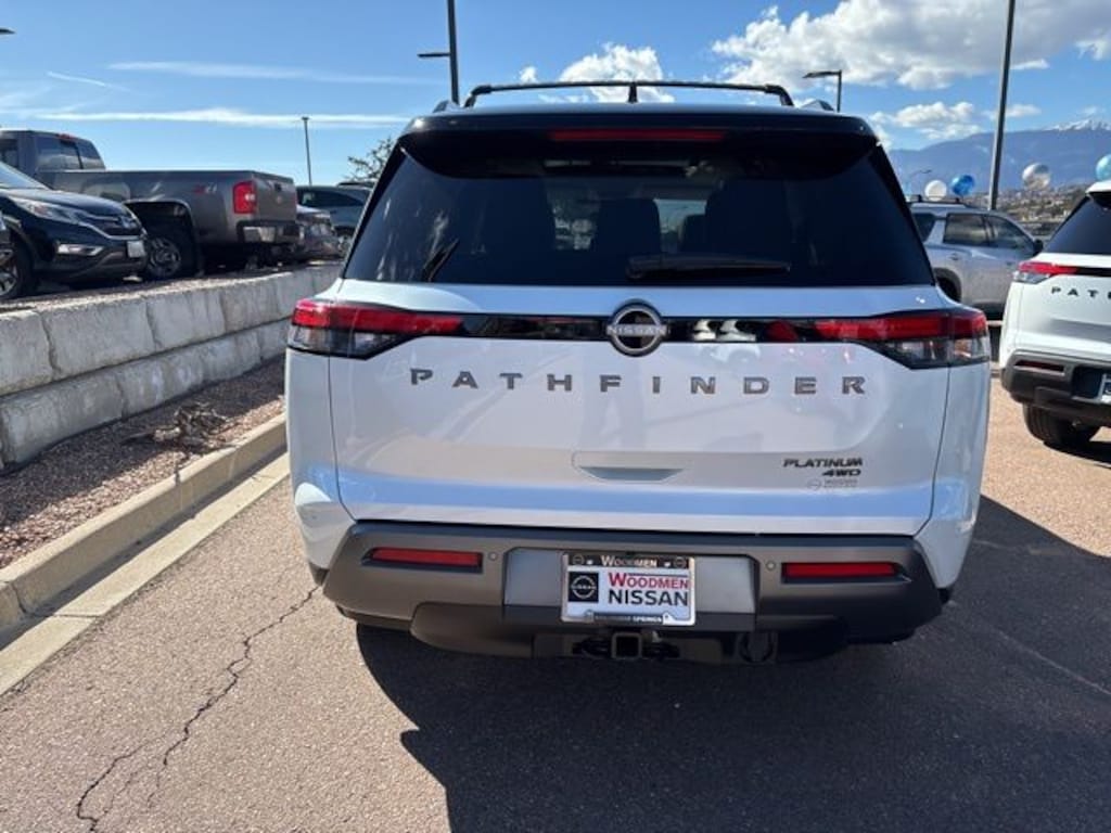 New 2026 Nissan Pathfinder Platinum SUV