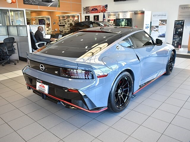 2024 Nissan Z Nismo photo 3