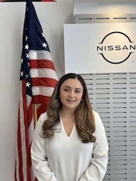 Staff member Helen Orozco from ID_ce633b858f04