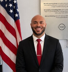 Staff member Tre'Von "Mando" Kelsey from ID_ce633b858f04