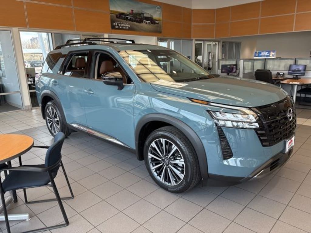 New 2026 Nissan Pathfinder Platinum SUV