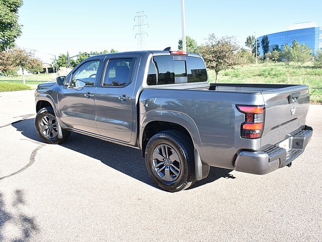 2026 Nissan Frontier SV photo 4