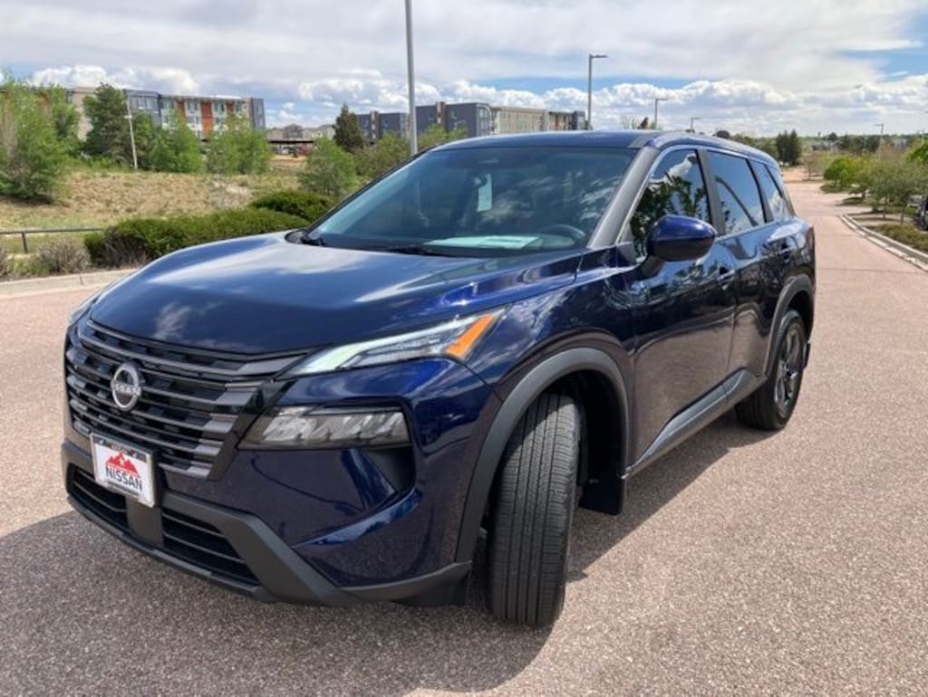 New 2026 Nissan Rogue SV SUV