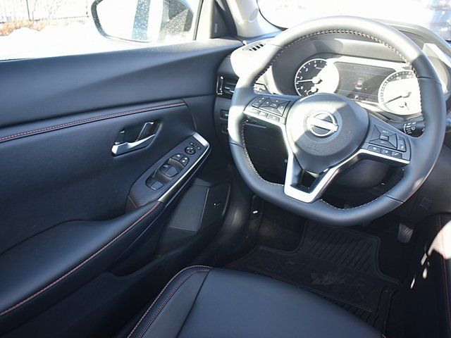 2025 Nissan Sentra SR - Photo 9