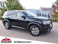 2025 Nissan Pathfinder SL SUV