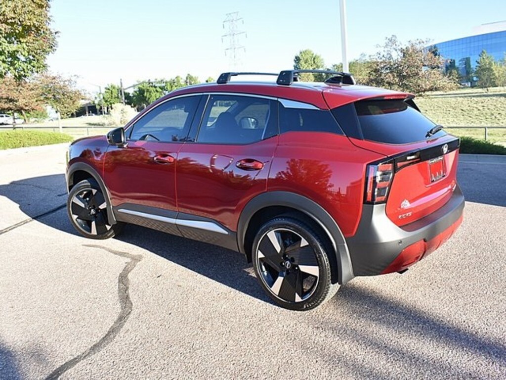 New 2026 Nissan Kicks SR SUV