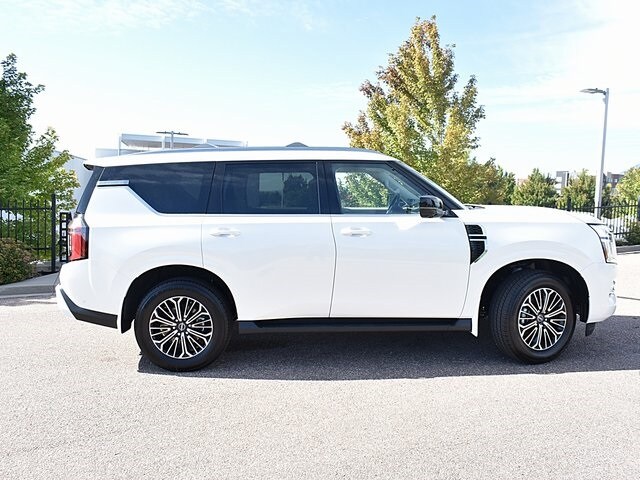 2026 Nissan Armada Platinum photo 2