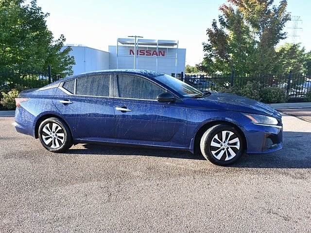 2024 Nissan Altima 2.5 S photo 2