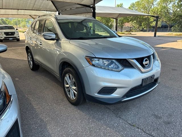 2016 Nissan Rogue SV AWD's photo
